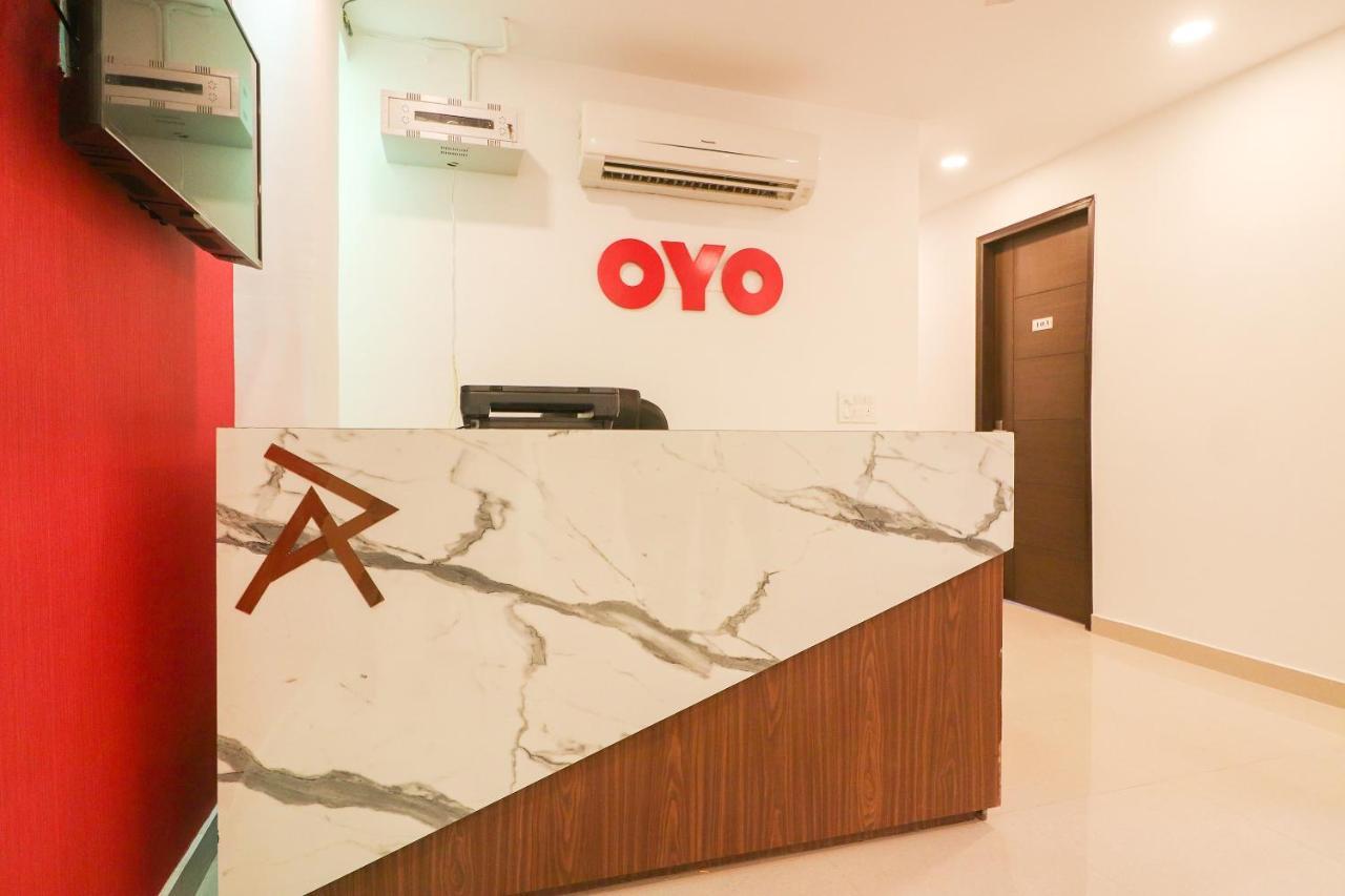 Hotel Oyo 63841 White Orchid Indraprastha Exterior foto